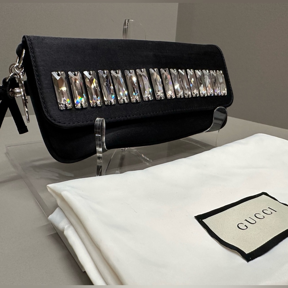 GUCCI • GORGEOUS Gucci Black Silk Crystal Front Beaded Evening bag clutch EUC